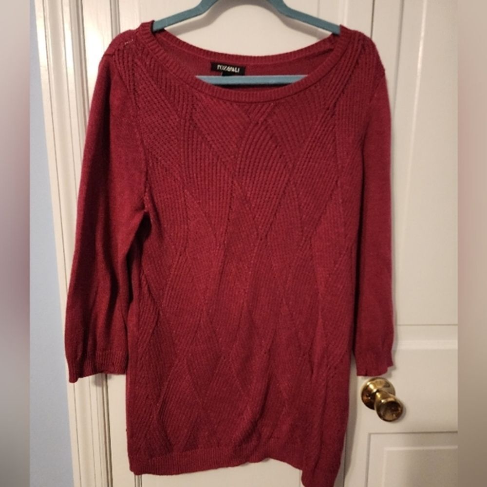 Maroon lightweight classic‎ sweater. Like new.  XL flattering great length